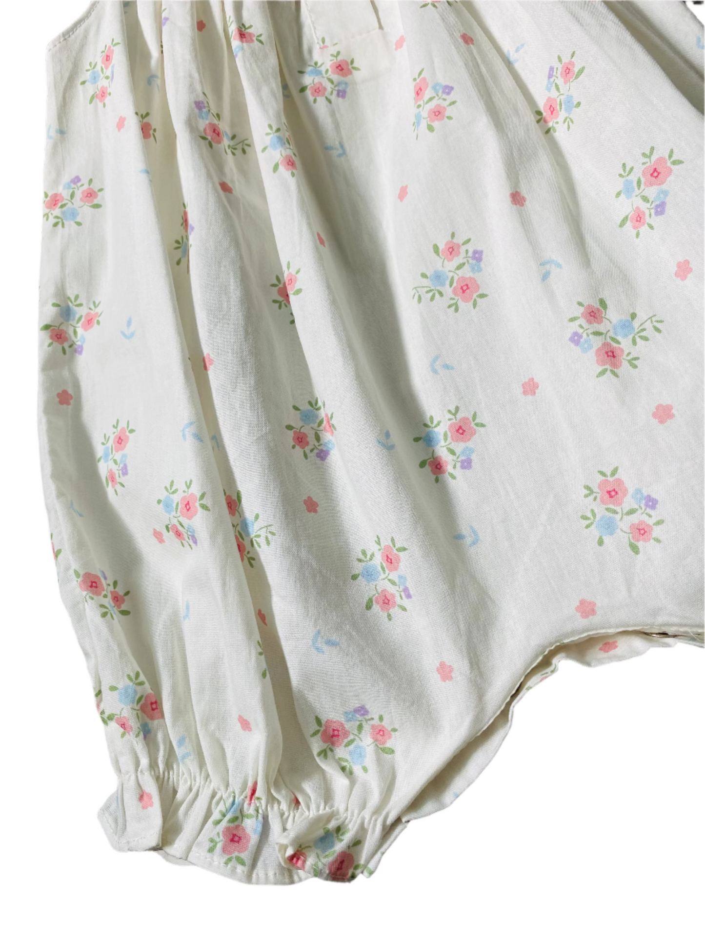 Angle Wings Floral Smock Bubble Set, White