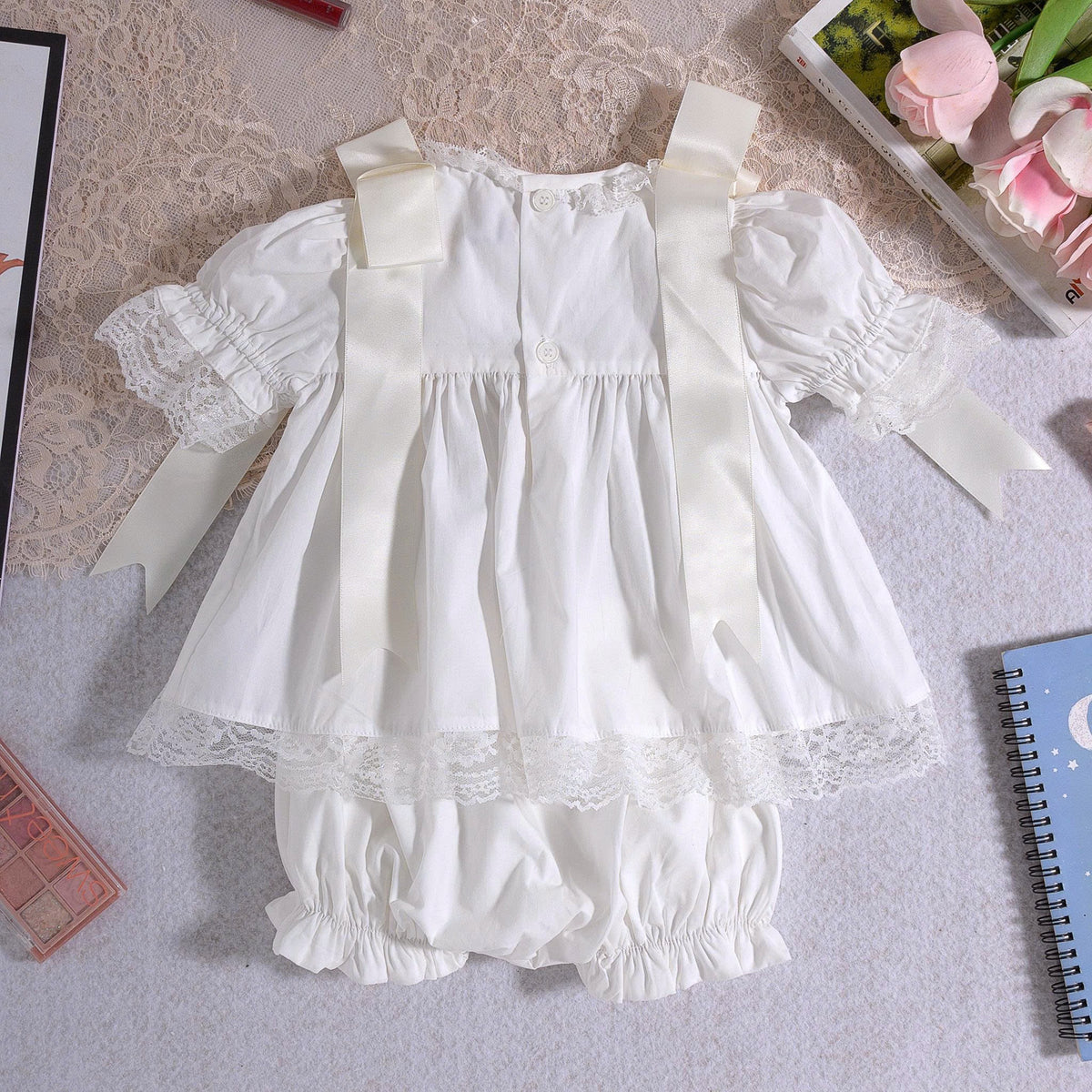 Heirloom sets in white