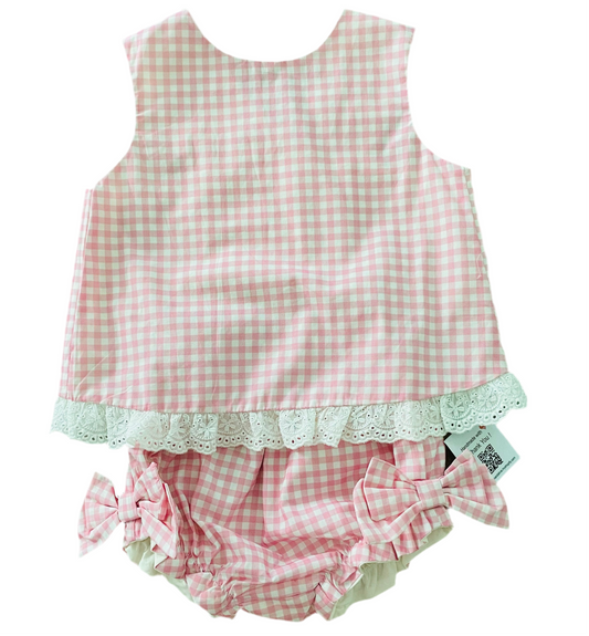 Gingham Eyelet Trim Diaper Set, Pink