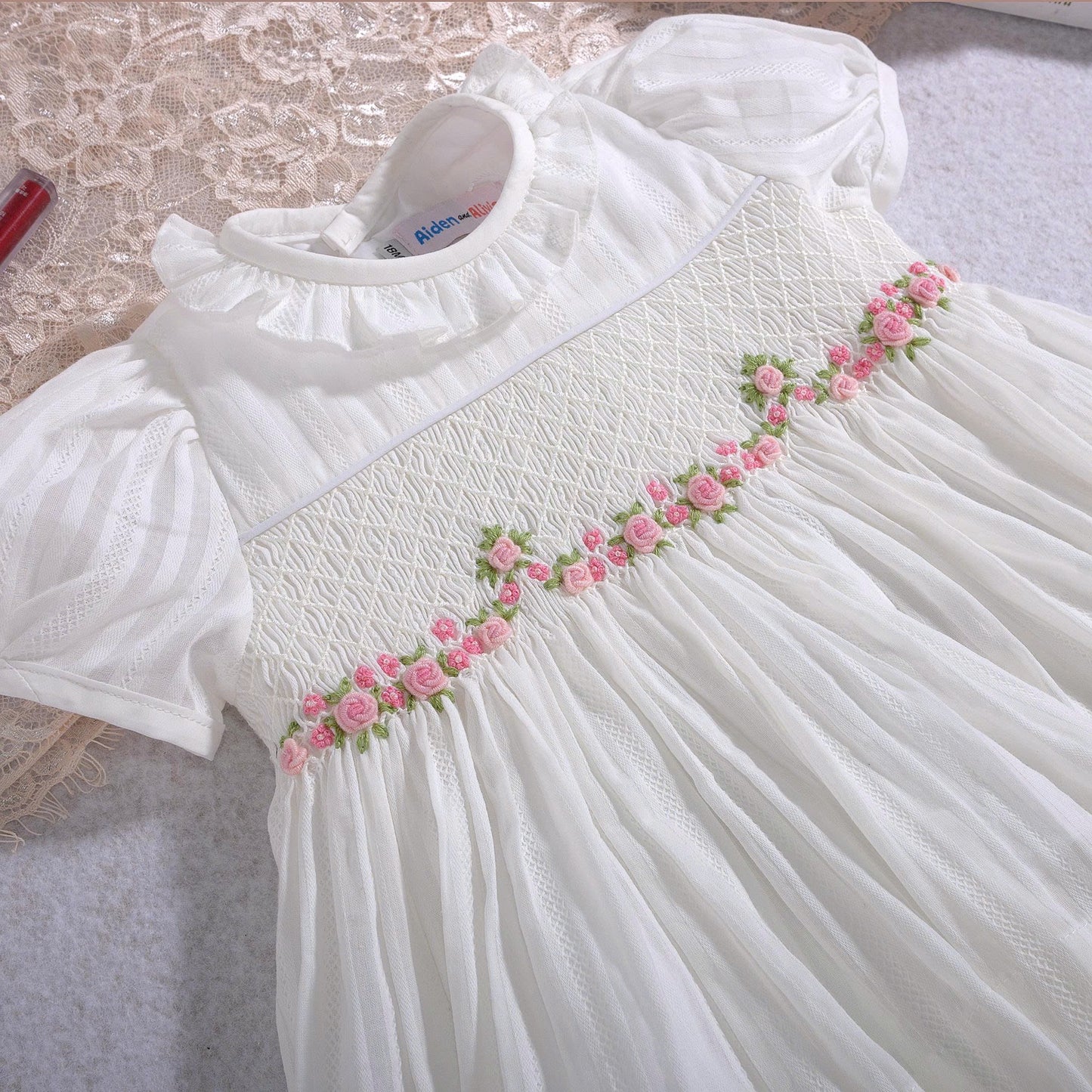 Rose Smock Diaper Set, White