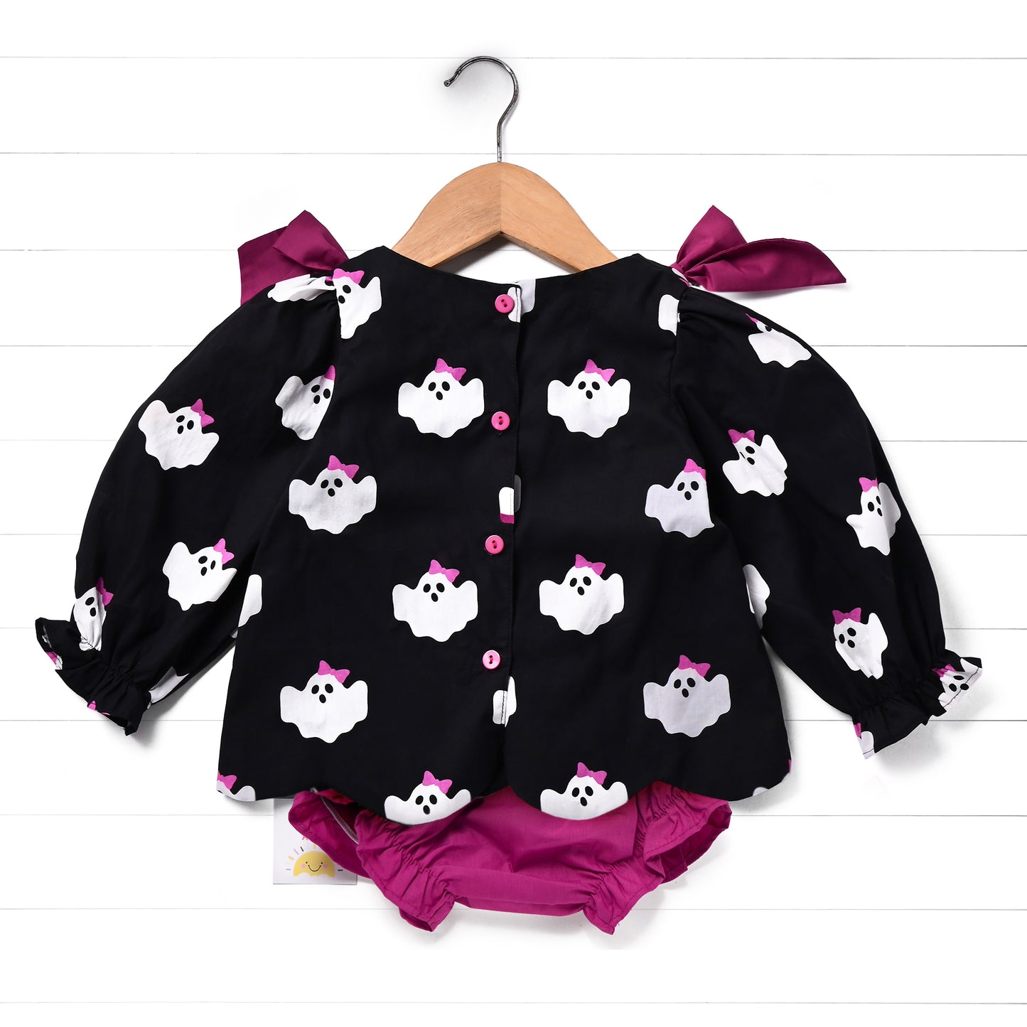 Ghost Pink Bow Diaper Set, Black
