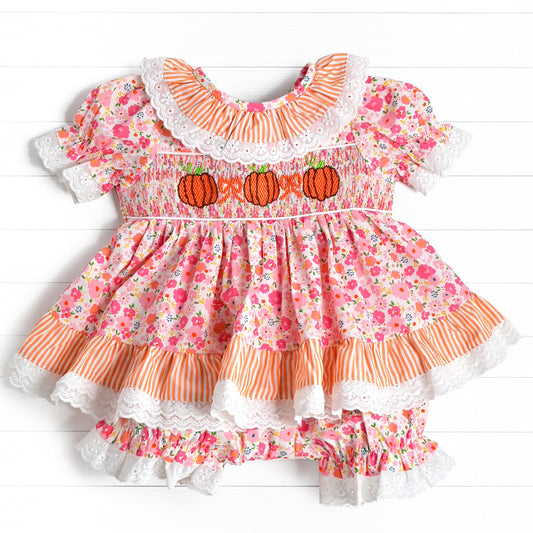 Triple Pumpkin Smocked Diaper Set, Pink