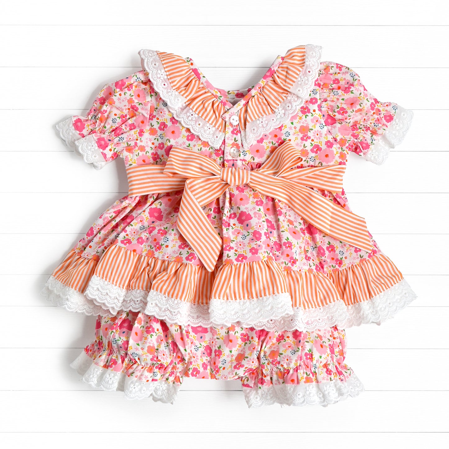 Triple Pumpkin Smocked Diaper Set, Pink