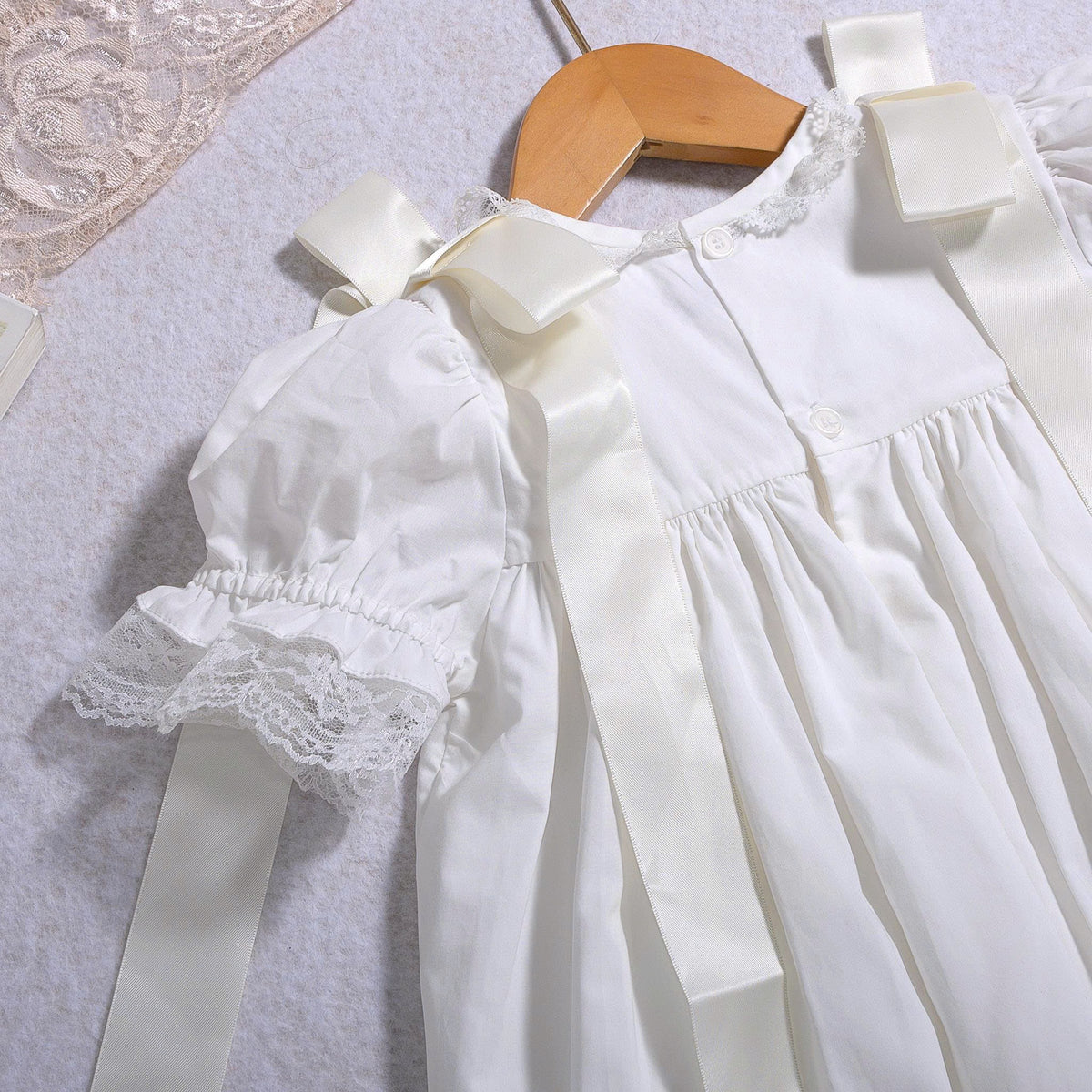Heirloom sets in white