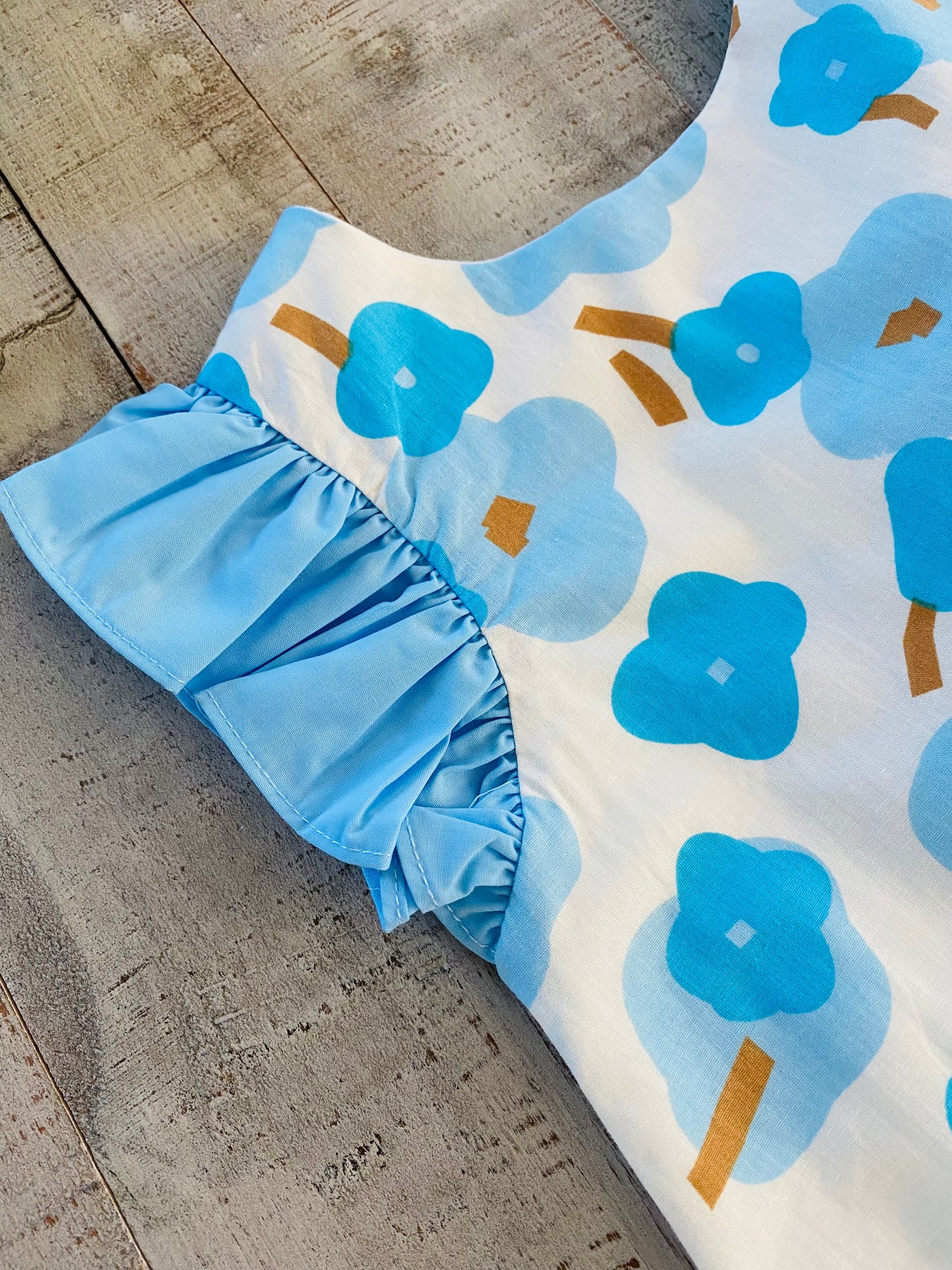 Simple Floral Diaper Set