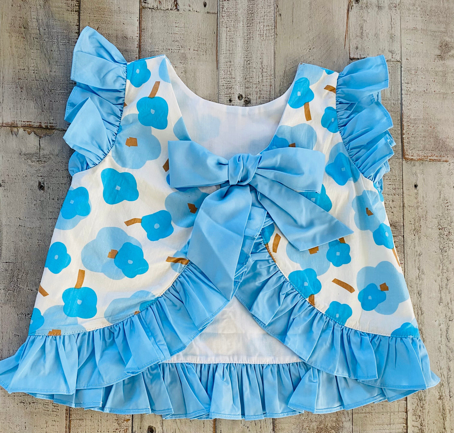 Simple Floral Diaper Set