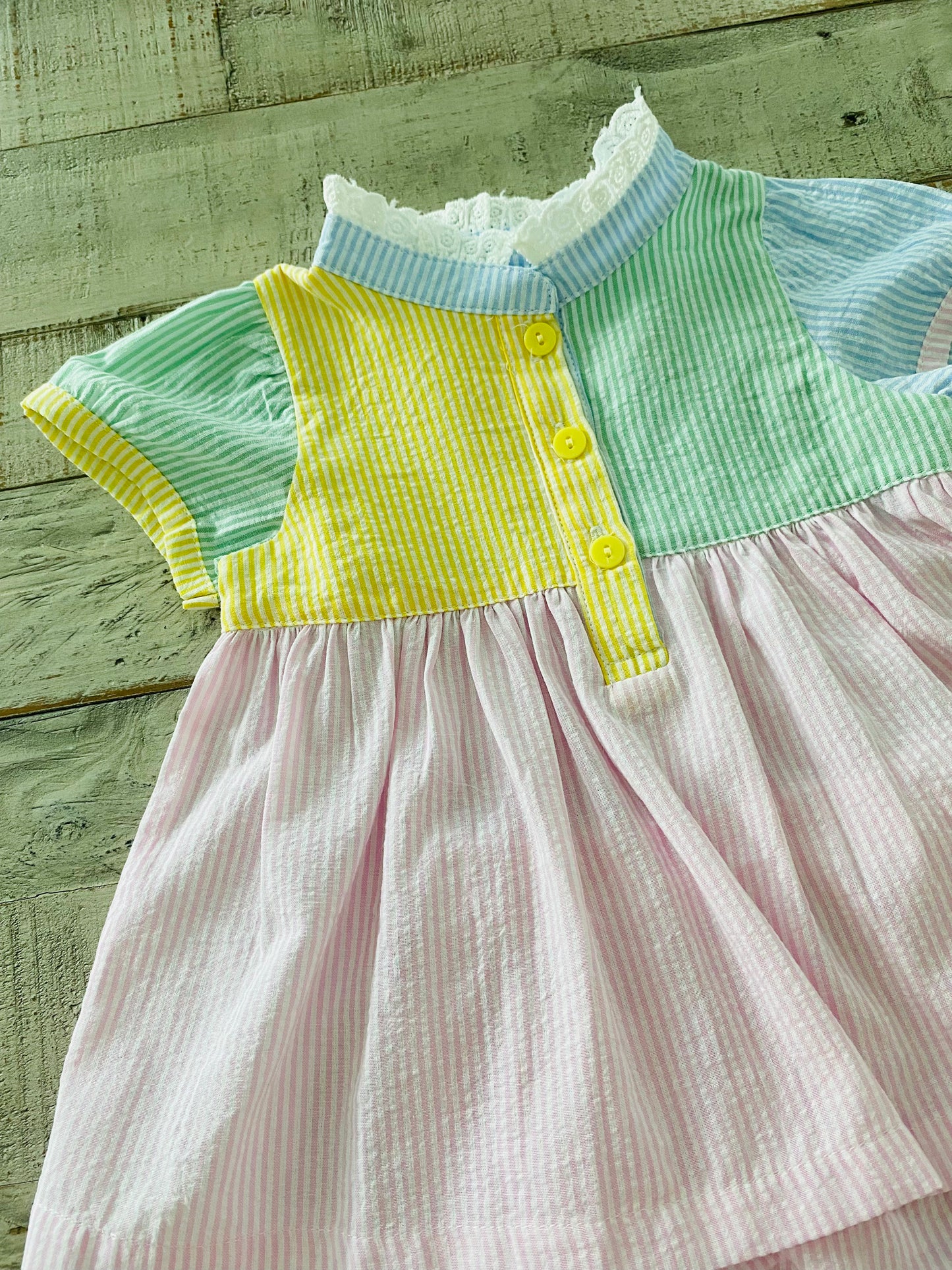 Seersucker Colorful Diaper Set